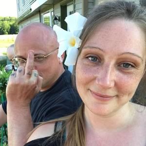 Meet your Posher, Becky